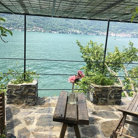 Castagna Holiday Home ネッソ エクステリア 写真